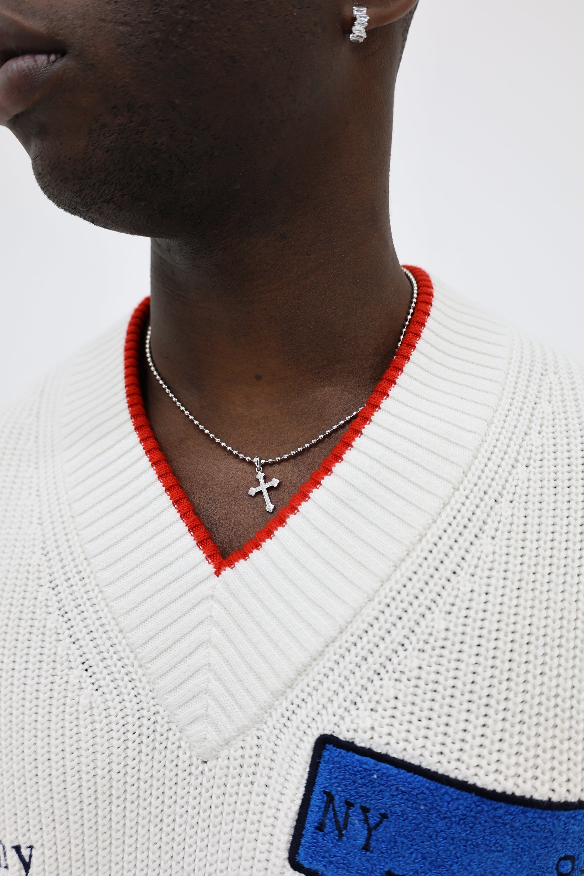 .925 single row cross pendant & necklace