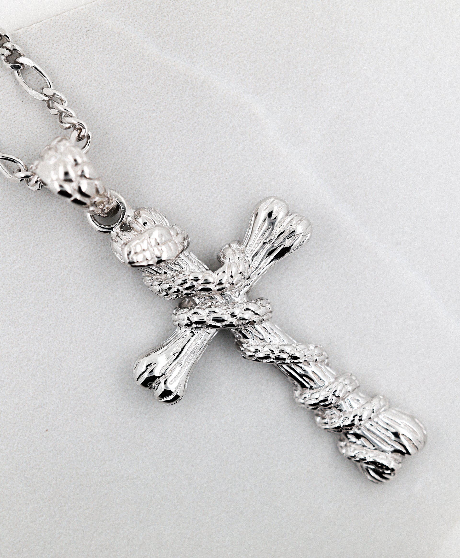 .925 bone cross pendant & necklace